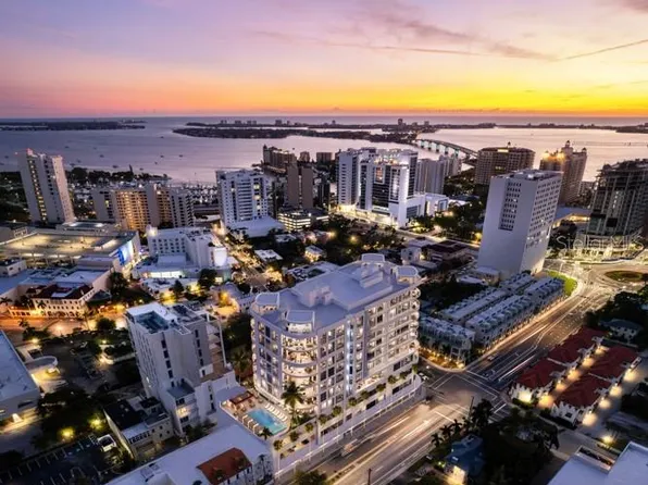 290 Cocoanut Ave #703, Sarasota, FL 34236