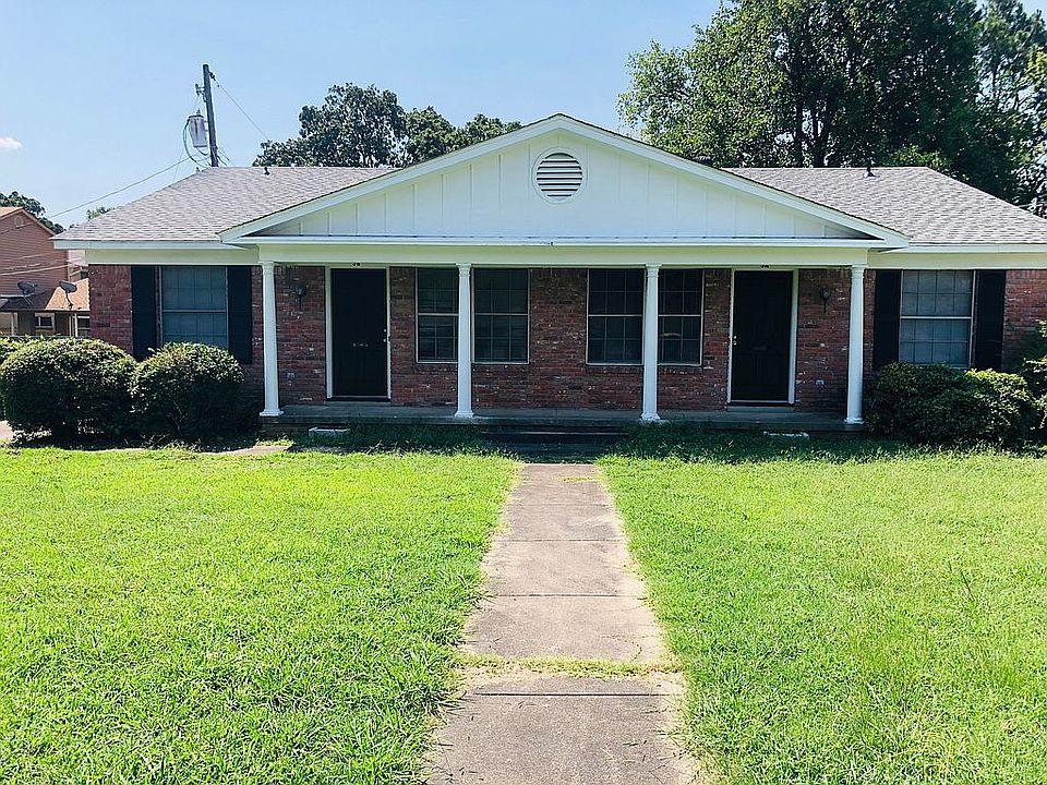 Front of duplex 