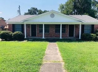3 Bobolink Cir, Little Rock, AR 72205