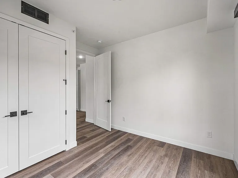 Olive Apartments — Photo 52