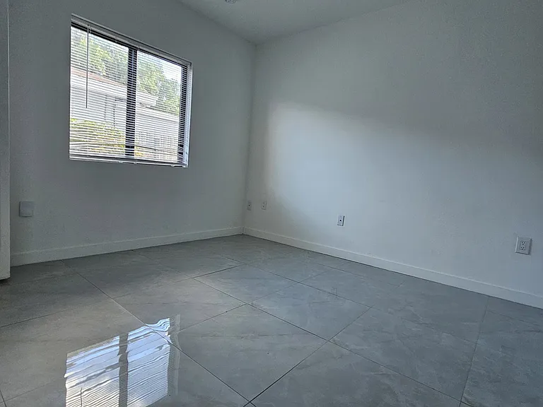 6986 NW 21st Ave #6900 — Photo 10