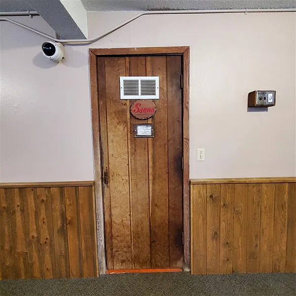 2 bed, 1.0 bath, 946 sqft, $1,025 — Photo 4