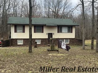 3129 N Loop Ct, Middleville, MI 49333