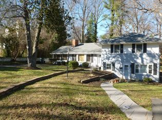 1625A Rugby Cir, Charlottesville, VA 22903