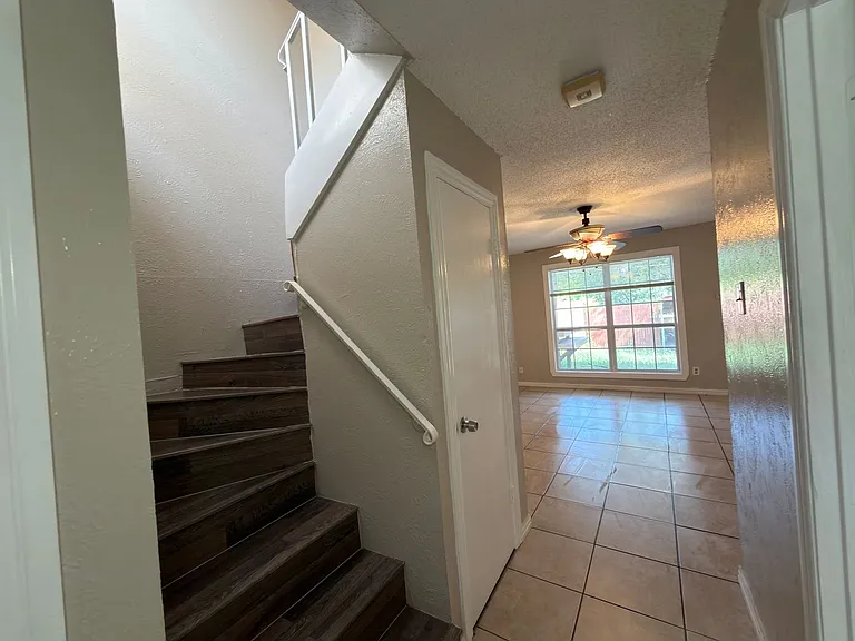 358 Valley Park Dr — Photo 25