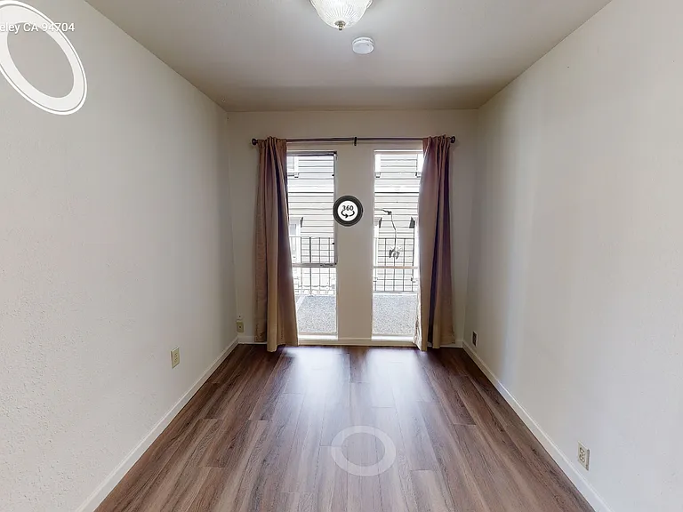 Berkeley Park Apartments — Photo 43