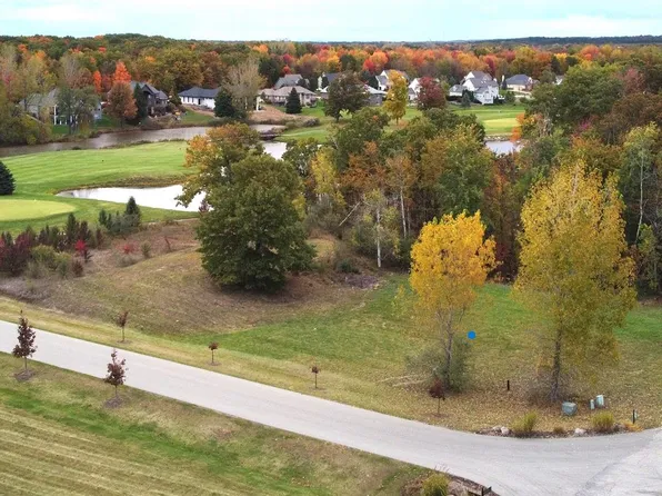 1398 Masters Dr, Metamora, MI 48455