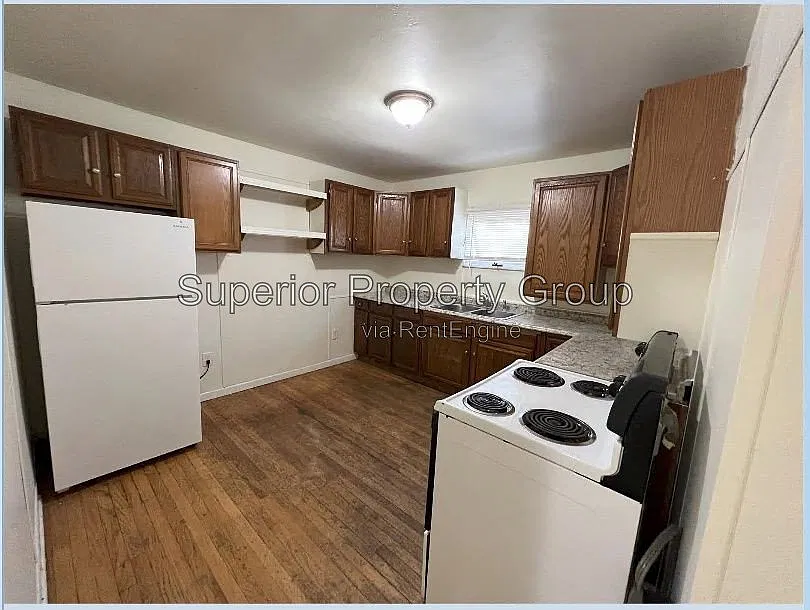 2 bed, 1.0 bath, 641 sqft, $1,200 — Photo 3