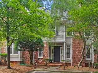 171 Riverview Trl, Roswell, GA 30075