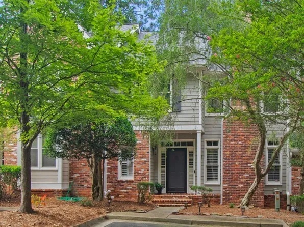 171 Riverview Trl, Roswell, GA 30075