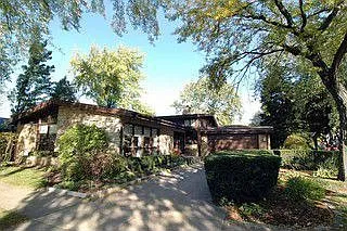 600 N Hamlin Ave photo 1