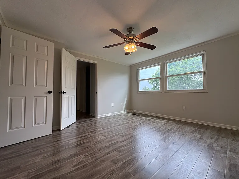 6613 Haydown Ct — Photo 9