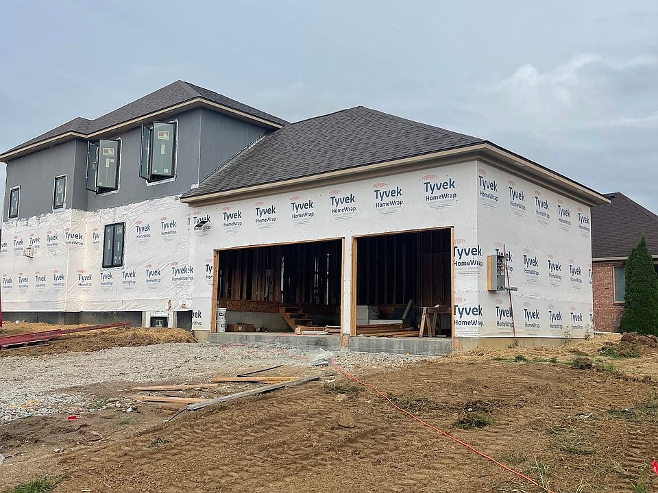 2nd image of 3001 Aldwych Ct