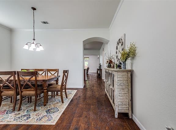 5th image of 5113 Grovewood Dr