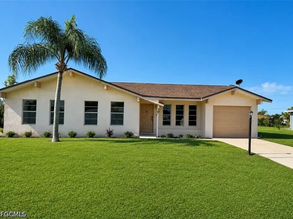 406 Parkside St, Lehigh Acres, FL 33936