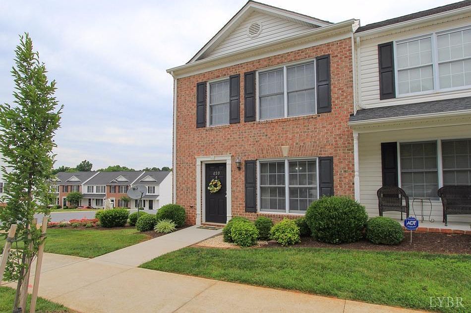 1st image of 659 Wyndhurst Dr