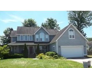 4 Hazel Cir, Winfield, WV 25213