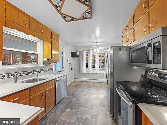 4th image of 11341 Frances Dr
