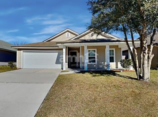 5723 Village Pond Cir, Jacksonville, FL 32222