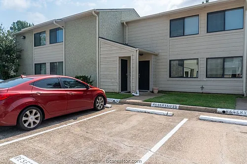 4513 Carter Creek Pkwy #7 Photo 1