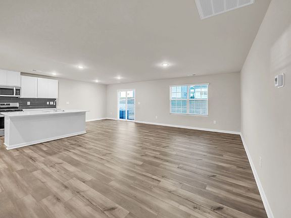 4th image of 999 Cleveland Meadows Trl