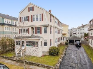 88 Fairfax Rd, Worcester, MA 01610