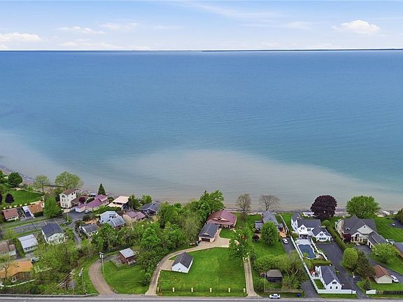 5th image of 5316 Lake Shore Rd