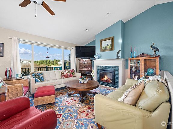 5th image of 315 5th Street NW #102