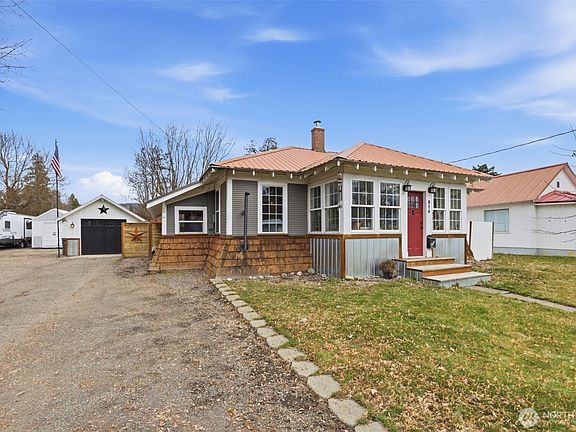 2nd image of 814 Cleveland Avenue