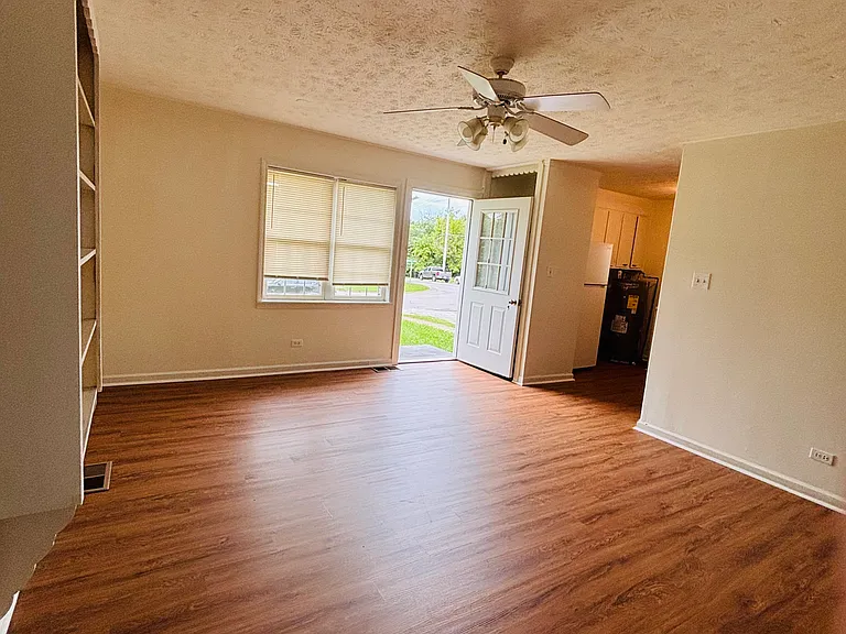 148 Maryville Cir #148 — Photo 11