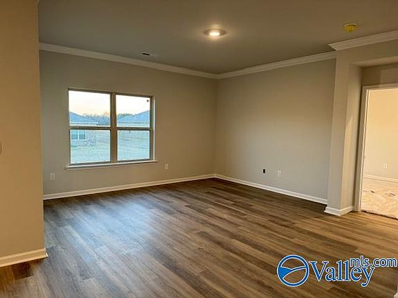 4th image of 7005 NW Straightway Ct