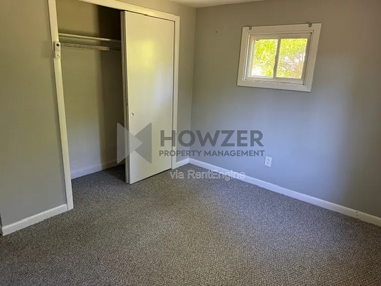 14 Ellis Dr — Photo 6