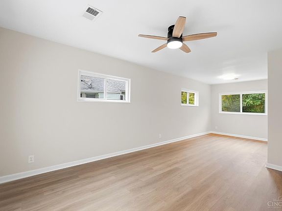 5th image of 3286 Rinda Ln