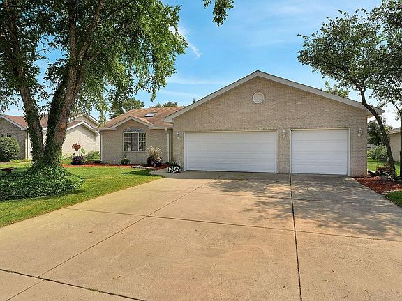 3rd image of 917 Sunflower Ln
