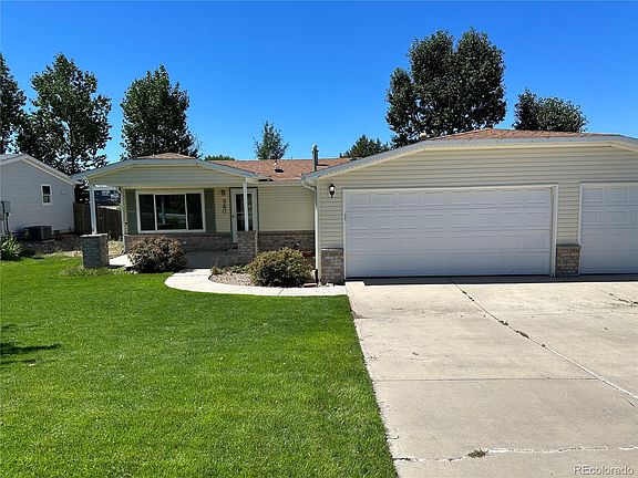 2nd image of 580 Chippewa Street