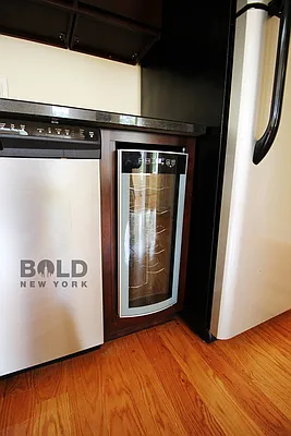 Rented by Bold New York | media 24