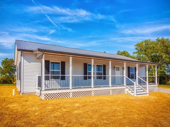 52 Pioneer Dr, Peebles, OH 45660