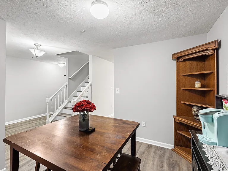 171 Swaying Pine Ct #1 — Photo 11