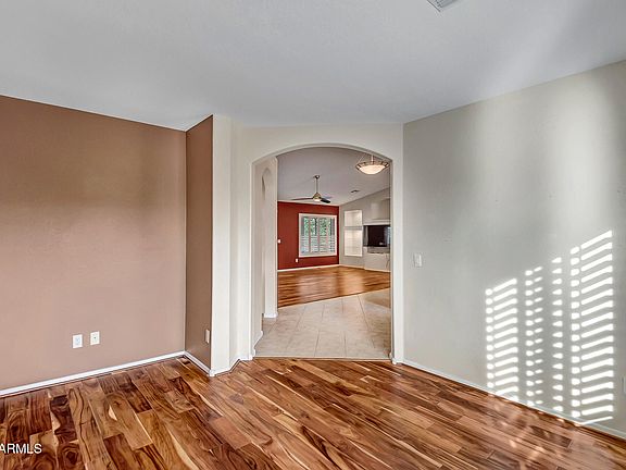 4th image of 4022 N 156TH Drive