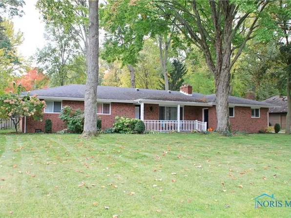 1063 Clark St, Bowling Green, OH 43402