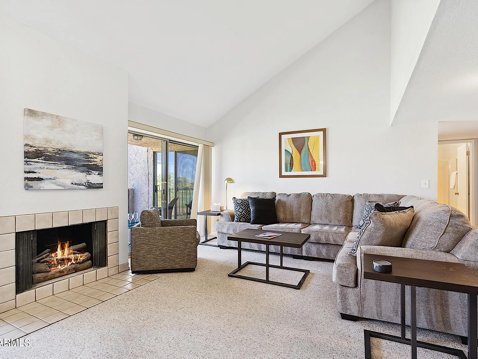 3 bed, 2.0 bath, 1364 sqft, $2,200 — Photo 4
