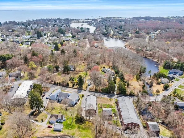 95 Niles Hill Road #95, New London, CT 06320