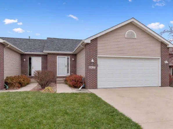 4617 Twain St, Ames, IA 50014