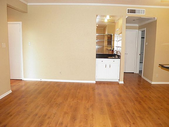 5th image of 728 Bering Dr APT K