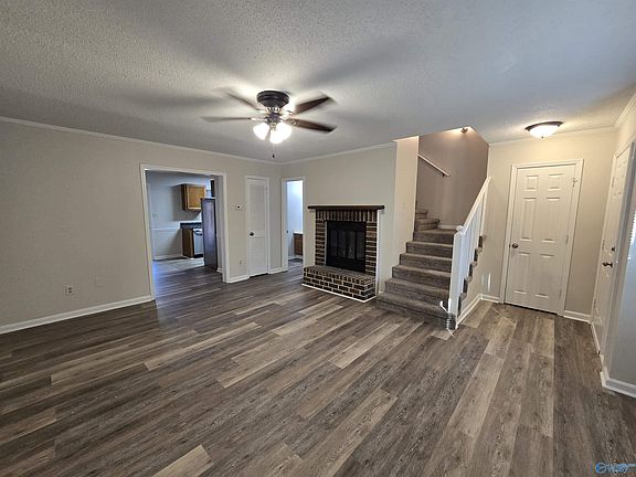 4th image of 11537 Jade Ln SE