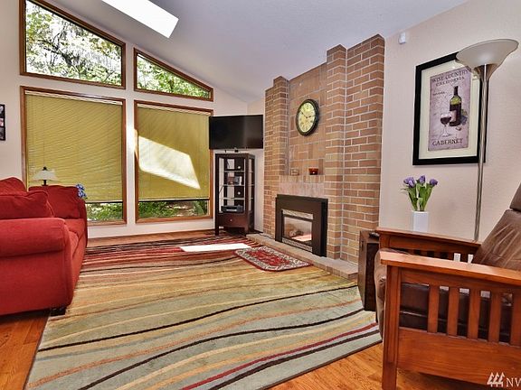 4th image of 11927 Avellana Cir NW