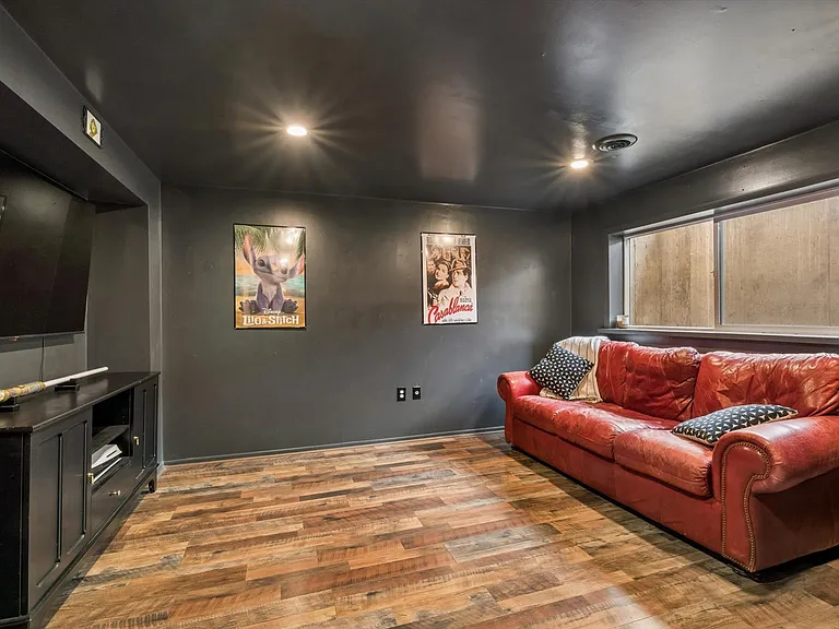 11604 Community Center Dr #8 — Photo 16