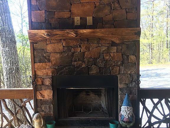 Outdoor fireplace 