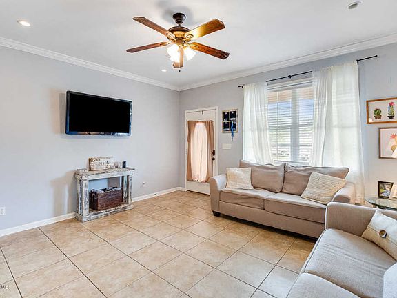 4th image of 111 Saint Germaine Circle