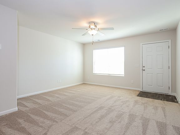 4th image of 4025 Reinfield Dr